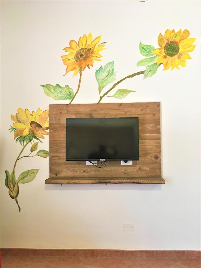 Apartamento Il Girasole Caprino Veronese Exterior foto