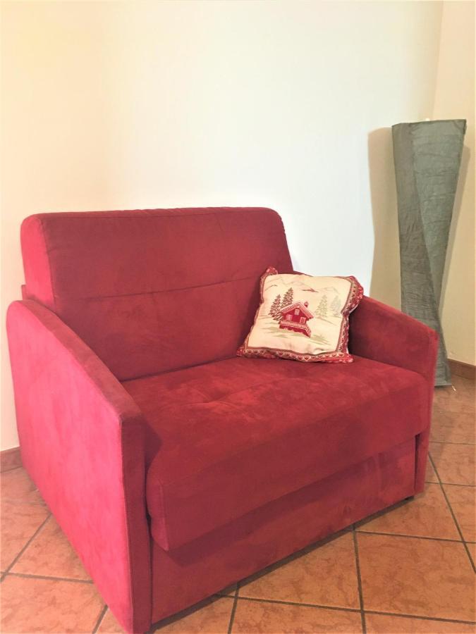 Apartamento Il Girasole Caprino Veronese Exterior foto