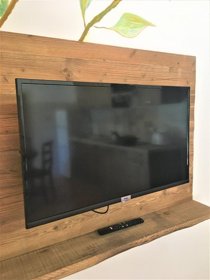 Apartamento Il Girasole Caprino Veronese Exterior foto